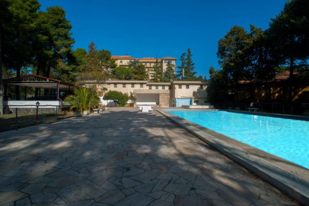 Allegroitalia Etna Pedara Hotel Exterior foto